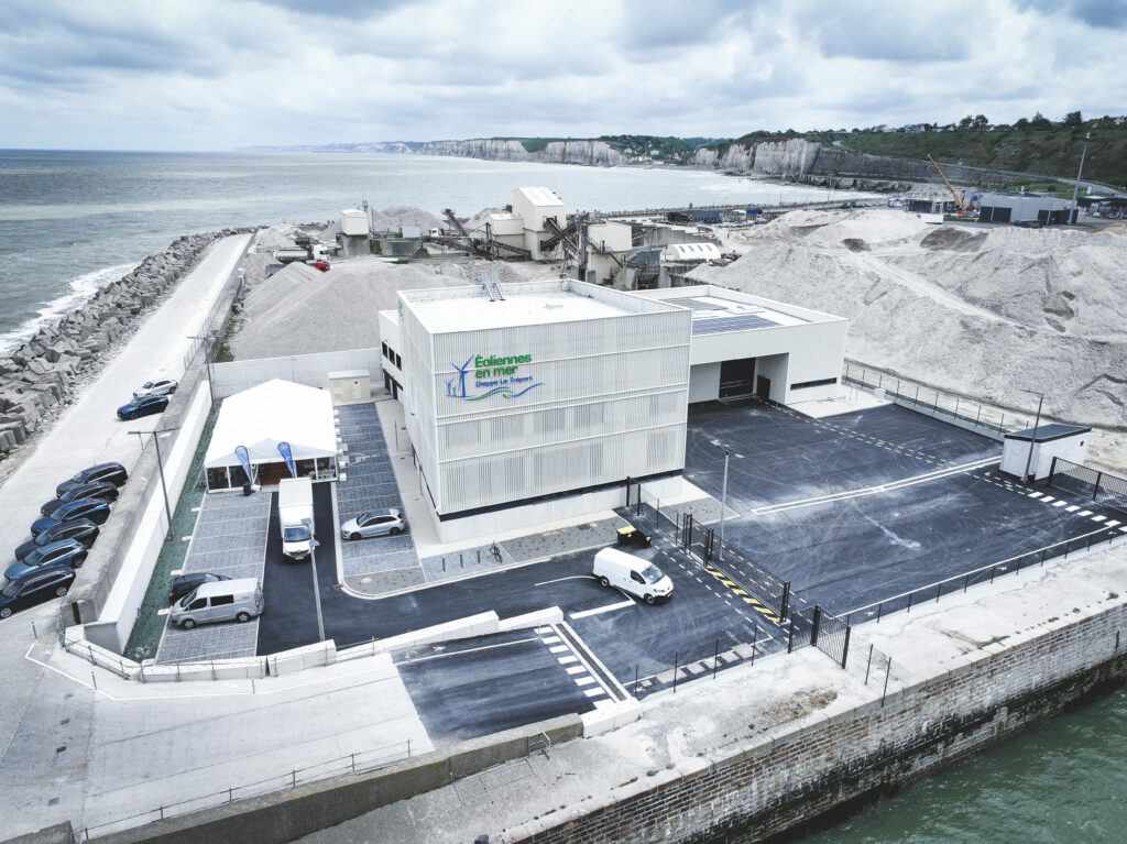 Les infrastructures à terre