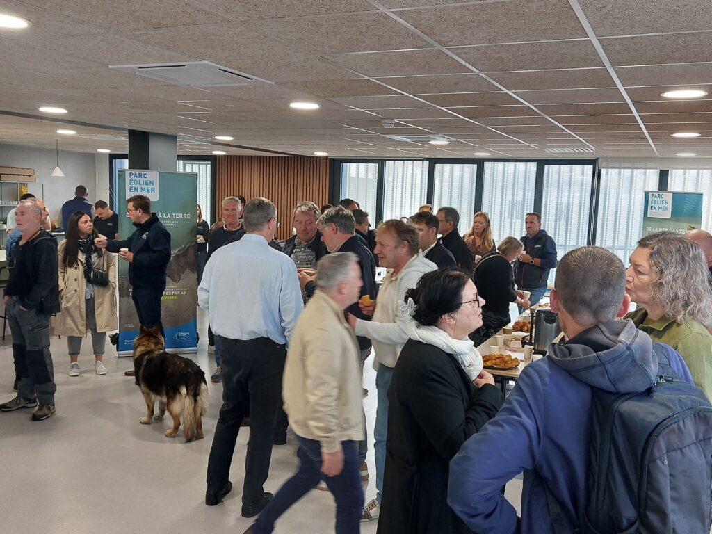 Petit déjeuner avec le cluster Dieppe Navals à la base de maintenance